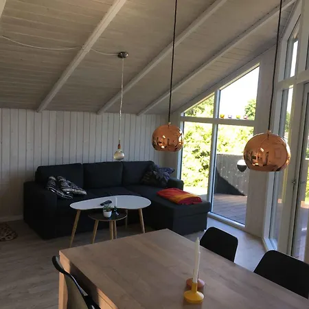 Holiday home In Gronninghoved With View Sjolund